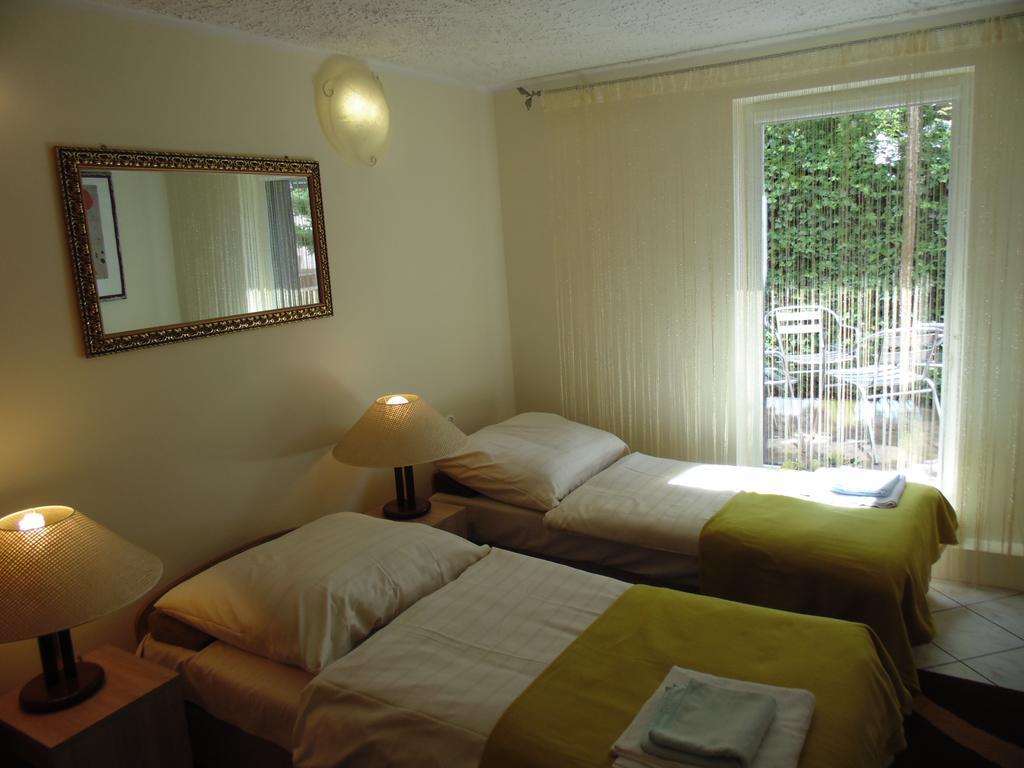 Apartament "Cudowna Wyspa" シフィノウイシチェ 部屋 写真